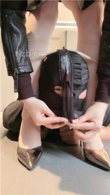 图片[12]_【安主】转胯爬行/闻高跟鞋窝/圣水盛宴/碾压踩/内裤诱惑_绳艺资料库视频资源下载