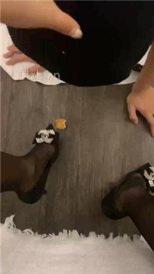 图片[11]_【可儿女王】黑丝高跟美腿跪舔_绳艺资料库视频资源下载