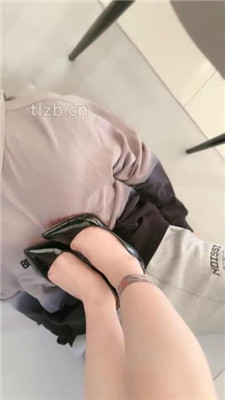 图片[4]_【领主老大】高跟踩踏碾/深喉插嘴/坐垫耳光【完整版】_绳艺资料库视频资源下载