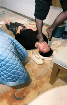 图片[19]_【绝美兔女王】小白鞋白袜配黑丝虐贱奴_绳艺套路直播视频资源网