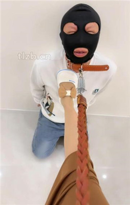 图片[6]_【辣姐】和男友逛街累了让家奴伺候_绳艺资料库视频资源下载