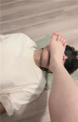图片[8]_【清禾】学姐欺负抖M弟弟-吃口水骑马/舔白袜_绳艺资料库视频资源下载