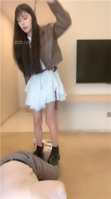 图片[2]_【苏西】甘愿被抽耳光-鞭打换来舔jio机会_绳艺资料库视频资源下载