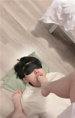 图片[10]_【清禾】学姐欺负抖M弟弟-吃口水骑马/舔白袜_绳艺资料库视频资源下载