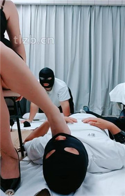 图片[7]_【欲S】双M-骑脖做深蹲/臭脚捂脸/转胯_绳艺套路直播视频资源网