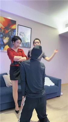 图片[7]_【潘妮女王】双S-丝袜美腿诱惑踩地毯狗【双视角版】_绳艺资料库视频资源下载