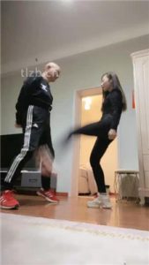 【魅儿】运动鞋白袜重度连环提档_绳艺资料库视频资源下载