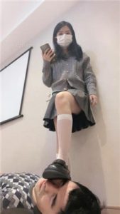 【樱木花椒】皮鞋白丝全体重踩狗【上】_绳艺资料库视频资源下载