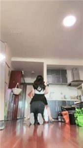 【糯米姐姐】白丝配华伦天奴教训狗奴_绳艺资料库视频资源下载