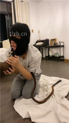 图片[6]_【可儿女王】黑丝高跟美腿跪舔_绳艺资料库视频资源下载