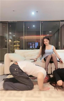 图片[9]_【一诺大小姐】情侣奴-奴下奴-骑马/舔高跟黑丝/耳光鞭打_绳艺资料库视频资源下载