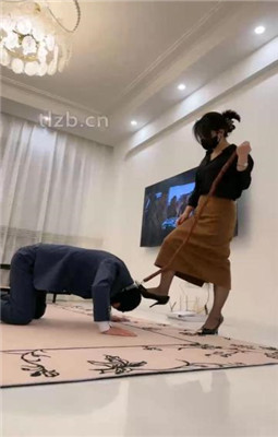 【辣姐】狗链遛狗/耳光/头顶短靴/玩狗舌_绳艺资料库视频资源下载