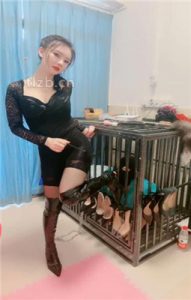【木子大大】骑马/狗笼圈养/舔长靴黑丝/木乃伊捆绑/嘴叼高跟_绳艺资料库视频资源下载