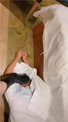 图片[6]_【陈甜女帝】长靴重度提档/掐乳掐脖_绳艺套路直播视频资源网