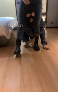 【绝美兔女王】喝洗脚水/跪舔脏鞋白袜_绳艺资料库视频资源下载