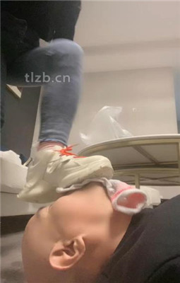图片[8]_【魅儿】运动鞋棉袜气味羞辱/强制喝圣水_绳艺资料库视频资源下载