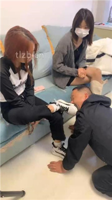 【精神小妹】双S-素人学生主-脏鞋脏袜臭脚辱_绳艺资料库视频资源下载