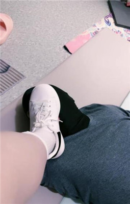 图片[15]_【北京嘟嘟】小白鞋棉袜踩地毯/插嘴_绳艺资料库视频资源下载