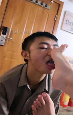 图片[2]_【娇娇】睡前舔裸足/耳光抽_绳艺资料库视频资源下载