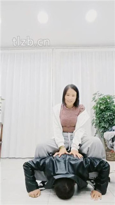 图片[2]_【橙子大大】双M-骑马/揪耳朵/暴力踢踹/转胯/闻白袜_绳艺套路直播视频资源网