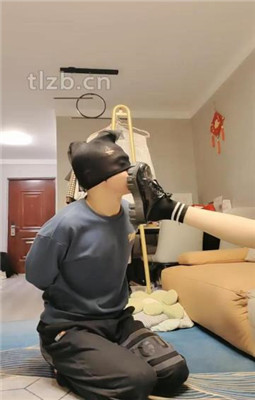 图片[9]_【丫丫】转胯/皮鞋黑棉袜诱惑/丝袜塞嘴/骑马滴蜡_绳艺套路直播视频资源网
