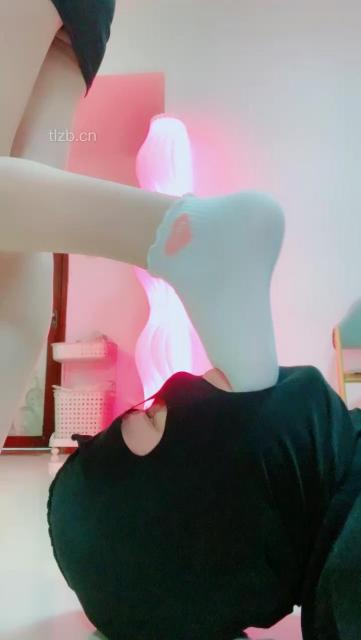 图片[11]_【甜心教主】人体除臭器-闻白袜-吃鞋底口水浓痰-深喉_绳艺资料库视频资源下载