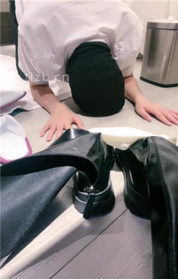 图片[19]_【绝美兔女王】跪舔长靴白袜裸足_绳艺资料库视频资源下载