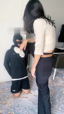 图片[2]_【孤傲女帝】坐脸窒息/踩狗脖子/舔脚转胯_绳艺资料库视频资源下载