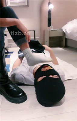 图片[16]_【绝美兔女王】跪舔长靴白袜裸足_绳艺资料库视频资源下载