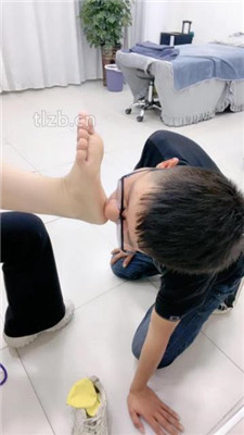 图片[16]_【小九】偷闻原味被暴揍_绳艺套路直播视频资源网