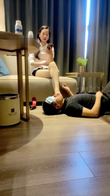 【冰美式】首调-肉丝高跟诱惑-口吐喂食_绳艺套路直播视频资源网