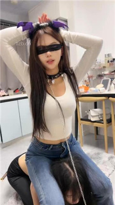 图片[15]_【橙宝】双母畜-奴下奴-品尝白袜/骑马转胯/臀部诱惑_绳艺套路直播视频资源网