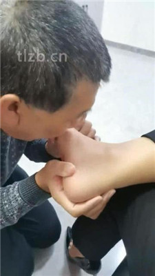 图片[10]_【冷御女王】重赏赐贱奴舔鞋底舔脚/浓痰吐满脸_绳艺资料库视频资源下载