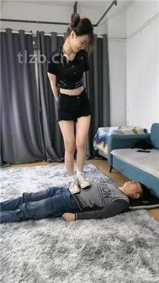 图片[2]_【诗琪】运动鞋白棉袜全体重踩踏_绳艺资料库视频资源下载