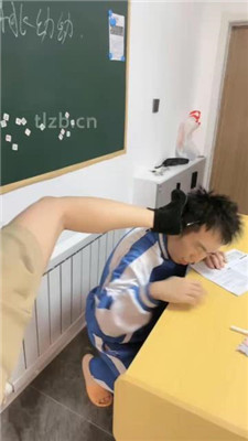 图片[4]_【桃幼幼】教室场景调-体罚猥琐学生狗_绳艺资料库视频资源下载