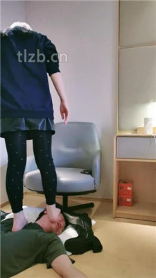 图片[16]_【羽神】跪舔超臭长靴白棉袜/吃脚皮臭脚踩脸_绳艺资料库
