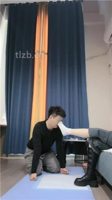 图片[16]_【不期而遇】牛仔裤臀下羞辱-圣水-闻超臭白袜-踩踏_绳艺资料库视频资源下载