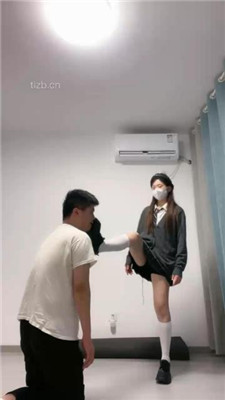 图片[13]_【樱子大人】狗舌头擦鞋器-鞋耳光/踩狗爪/全体重踩踏/鞭打_绳艺资料库视频资源下载