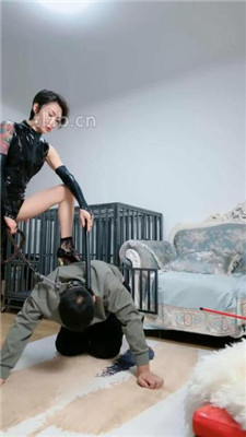 图片[2]_【爵恋霸主】狗笼圈养/高跟碾压踩/骑马物化/裸足深喉_绳艺资料库视频资源下载
