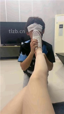 图片[13]_【领主老大】帆布鞋全体重踩踏/碾压狗爪_绳艺资料库视频资源下载