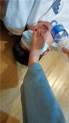 图片[5]_【颜可大大】运动后原味白袜恋足调/圣水泡面_绳艺资料库