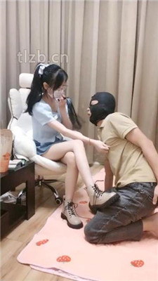 图片[3]_【芸裳】萝莉主S-短靴踩狗爪/鞭打/虐乳/转胯/坐脸窒息_绳艺套路直播视频资源网