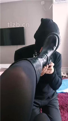 图片[2]_【An盈盈】跪舔脏靴底黑丝jio_绳艺资料库