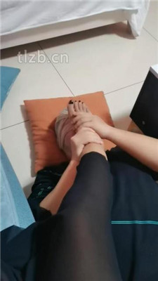 【冷御女王】口水拉丝/御姐范S裸足狂舔_绳艺资料库视频资源下载