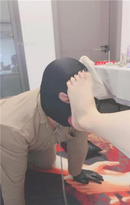 图片[5]_【芷镜】沉浸式恋足狂舔/喝洗脚水_绳艺资料库