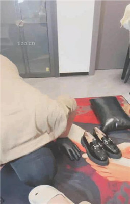 图片[9]_【芷镜】沉浸式恋足狂舔/喝洗脚水_绳艺资料库