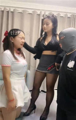 图片[3]_【伊诺】情侣奴-奴下奴-强迫舔女奴的臭脚_绳艺资料库视频资源下载