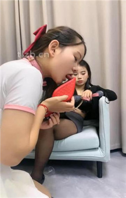 图片[11]_【伊诺】情侣奴-奴下奴-强迫舔女奴的臭脚_绳艺资料库视频资源下载