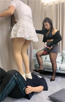 图片[9]_【伊诺】情侣奴-奴下奴-强迫舔女奴的臭脚_绳艺资料库视频资源下载