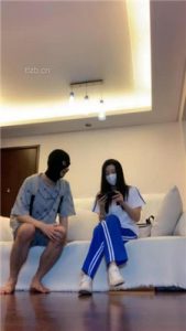 【宝爷】反差女学生霸凌贫困生_绳艺资料库视频资源下载